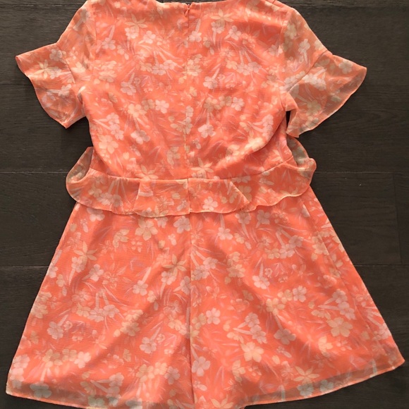 Women’s Highline collective ruffle romper sz L - Picture 15 of 16